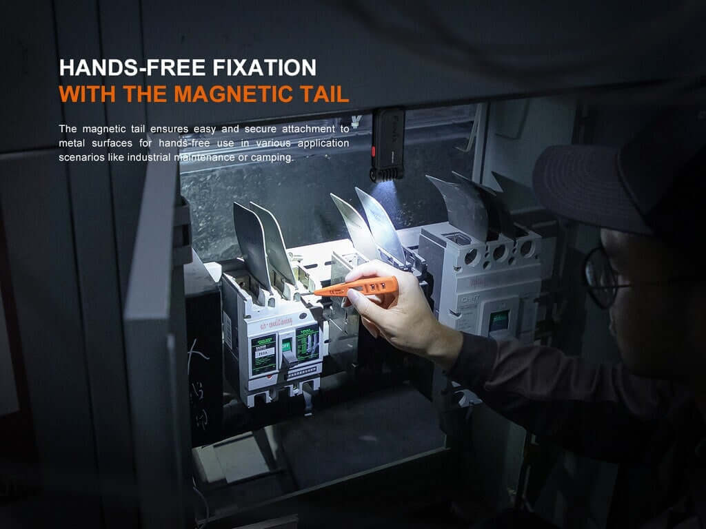 Fenix SW05R-RED - 150 lumens Red & White Lights Flashlight