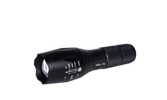 Zoomable LED Tactical Military Flashlight (E17 Gladiator) - 1040 Lumens WITH KIT
